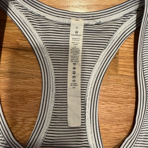 Lululemon striped black razor back tank 8 - Picture 3 of 5
